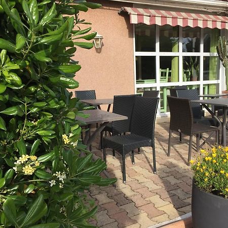 Fasthotel Nimes Caissargues Eksteriør billede